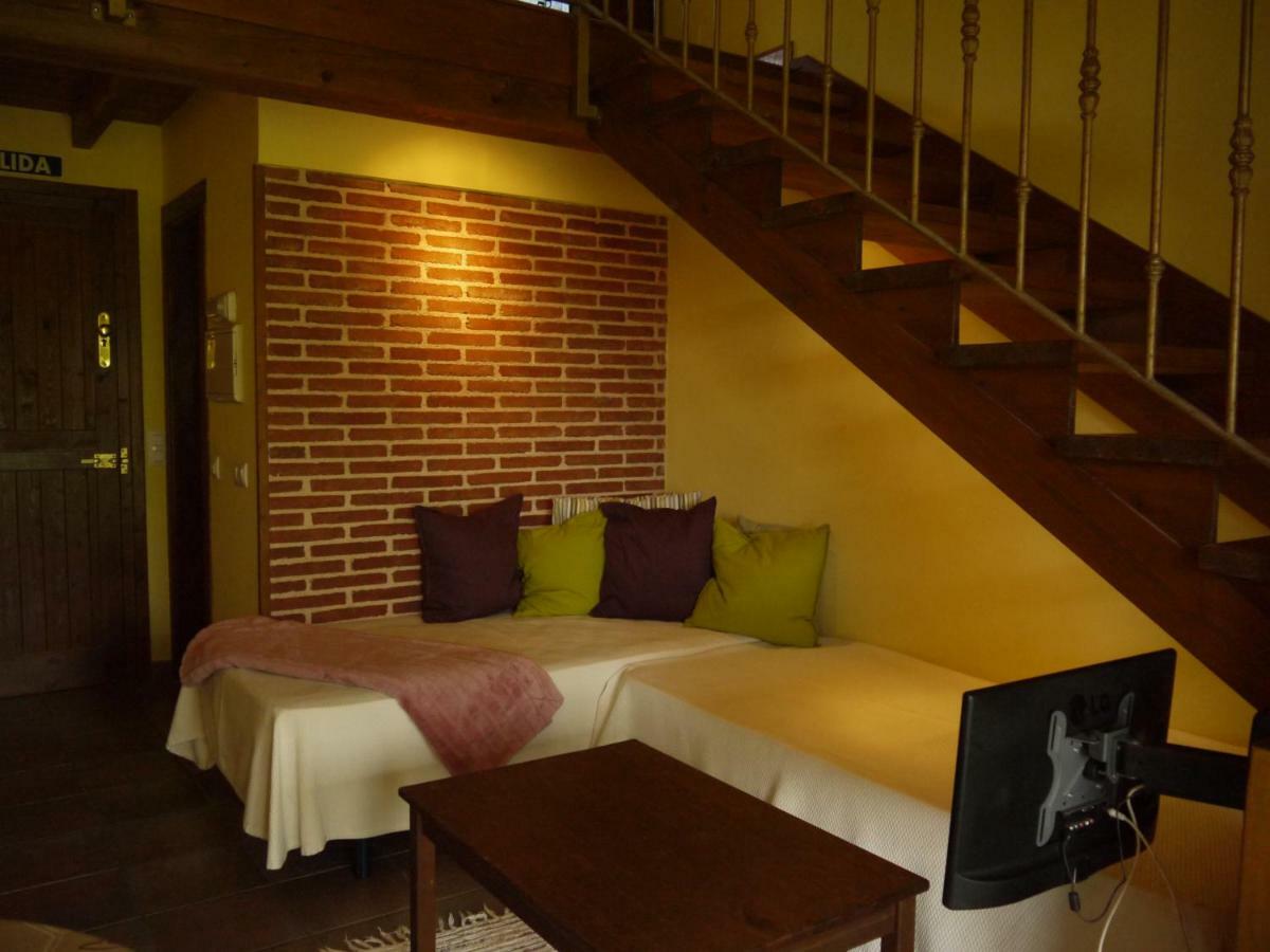 Apartamentos Rurales Rincon De San Martin Grazanes Exterior photo